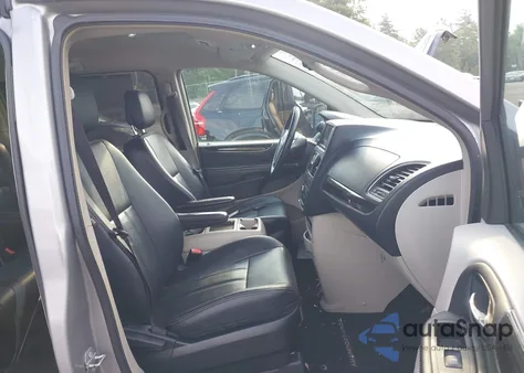 2015 Chrysler Town & Country Touring from USA, damaged, VIN 2C4RC1BG6FR752430